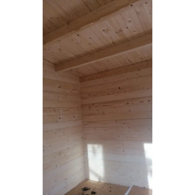 Maison en bois de jardin AZZURRA 5x3 44 mm, vue intérieure – modèle réalisé
