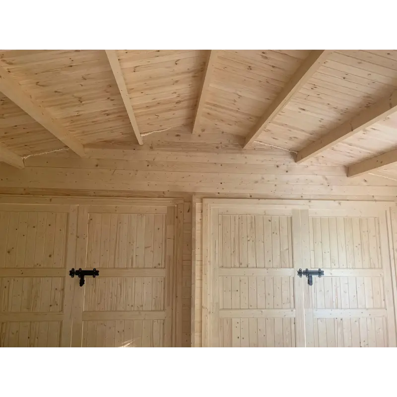 Garage DOUBLE en bois 6x6, 44mm, vue intérieure des portes – modèle réalisé