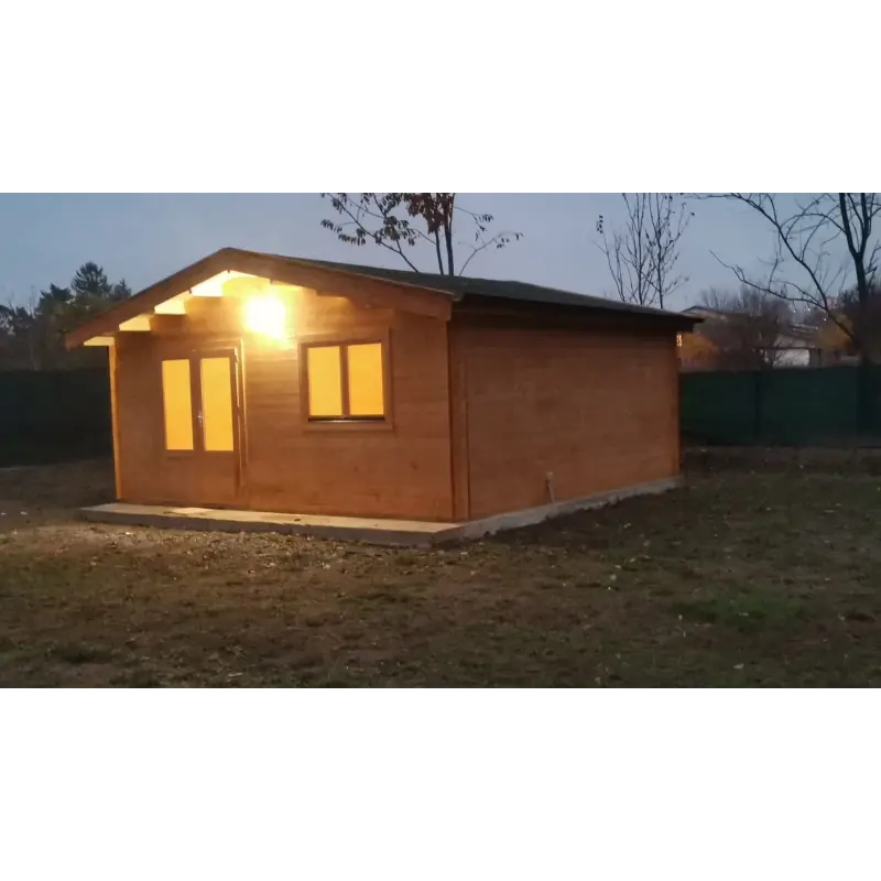 Abris de jardin en bois LELLA 5x5 44mm, vue frontale– modèle réalisé