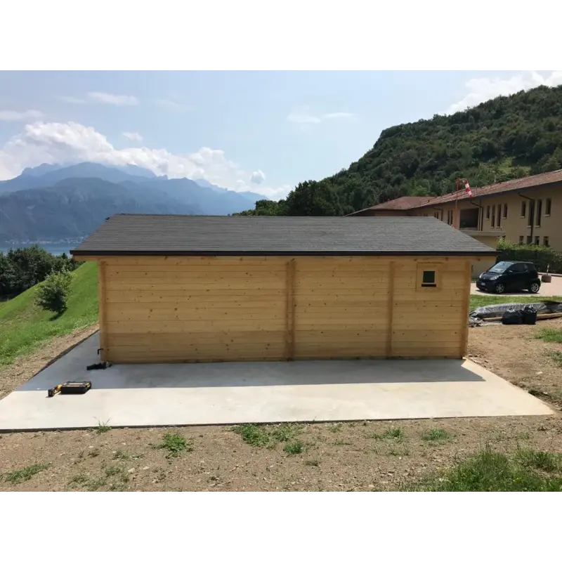 Chalet en bois AUGUSTA 8x6, 60mm, vue arrière – modèle réalisé
